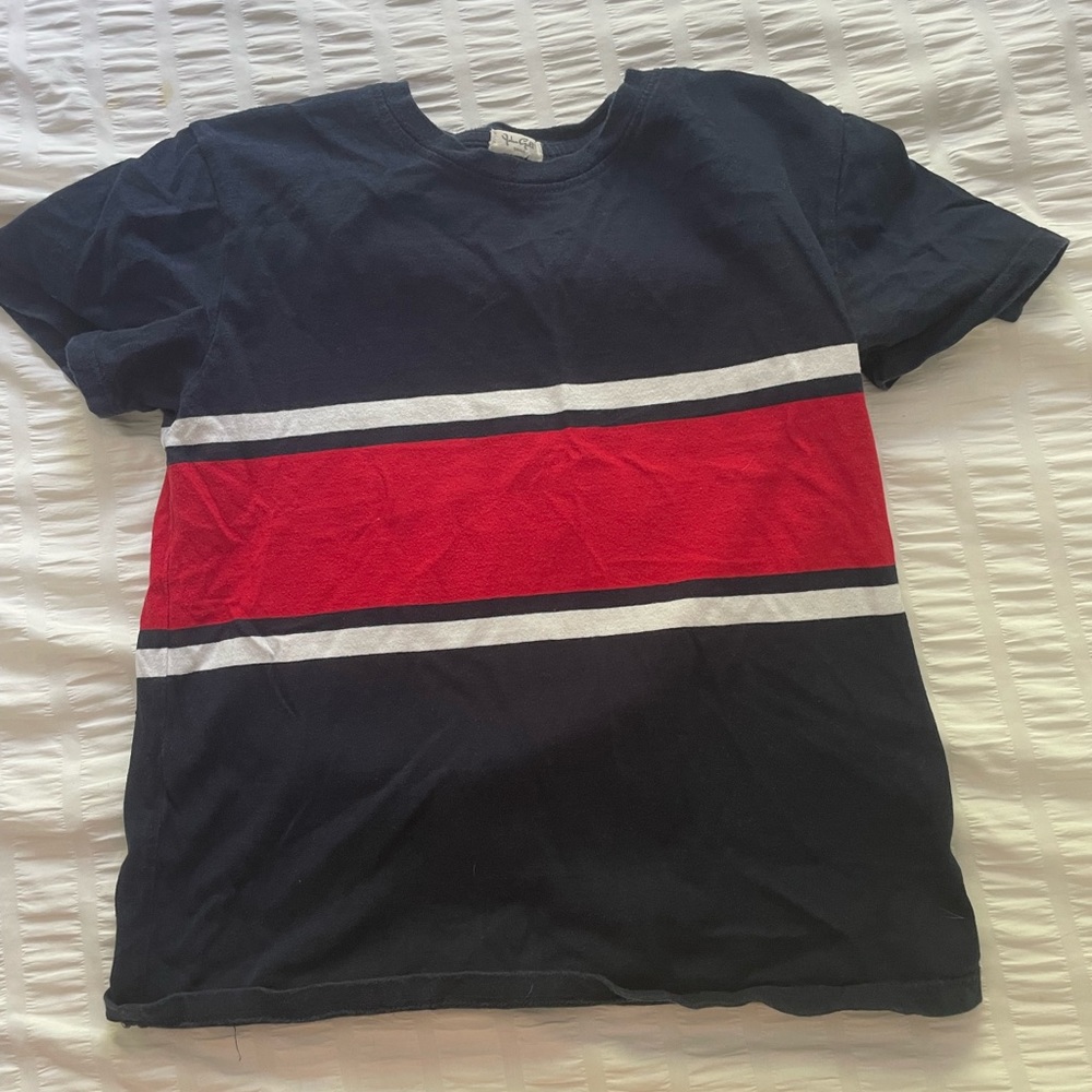 Brandy Melville Tshirt